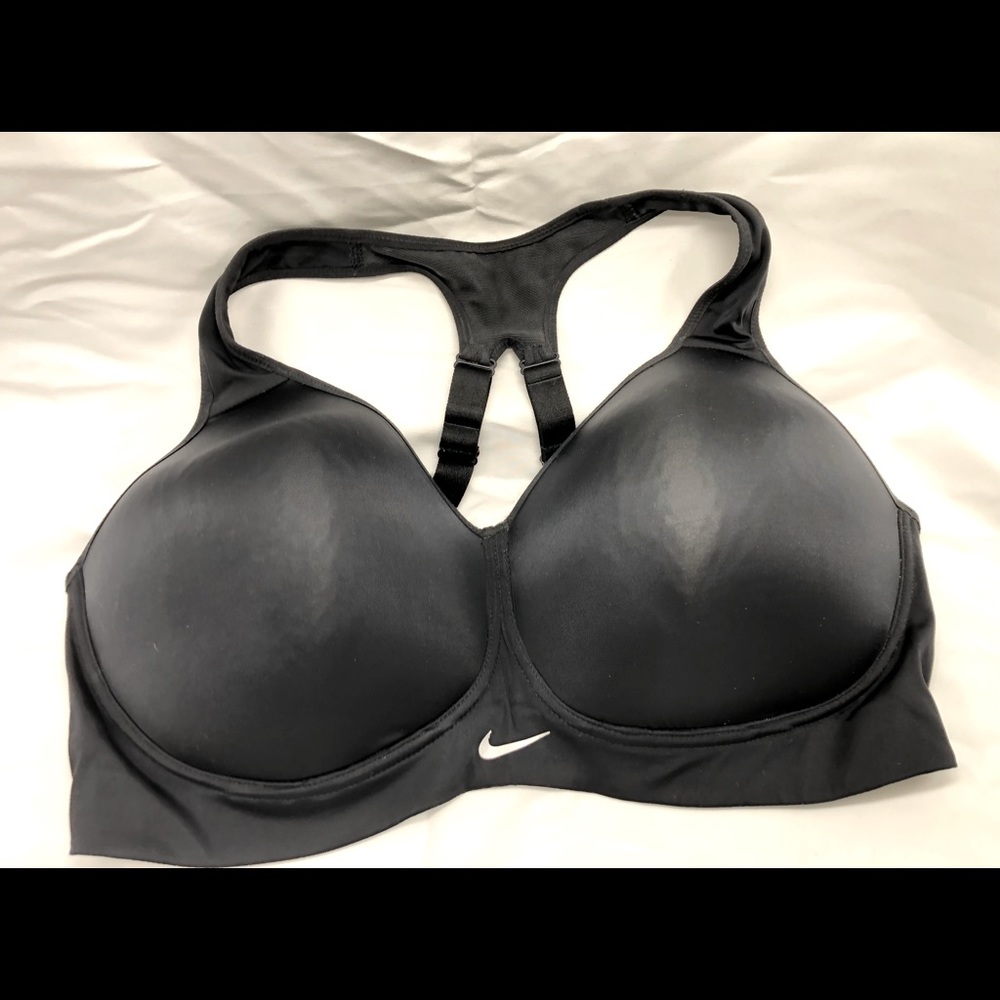 Nike Dri Fit 38DD fully adjustable padded exercise bra